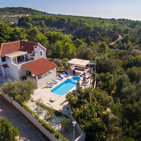 Villa Decima Milna  Exteriör bild