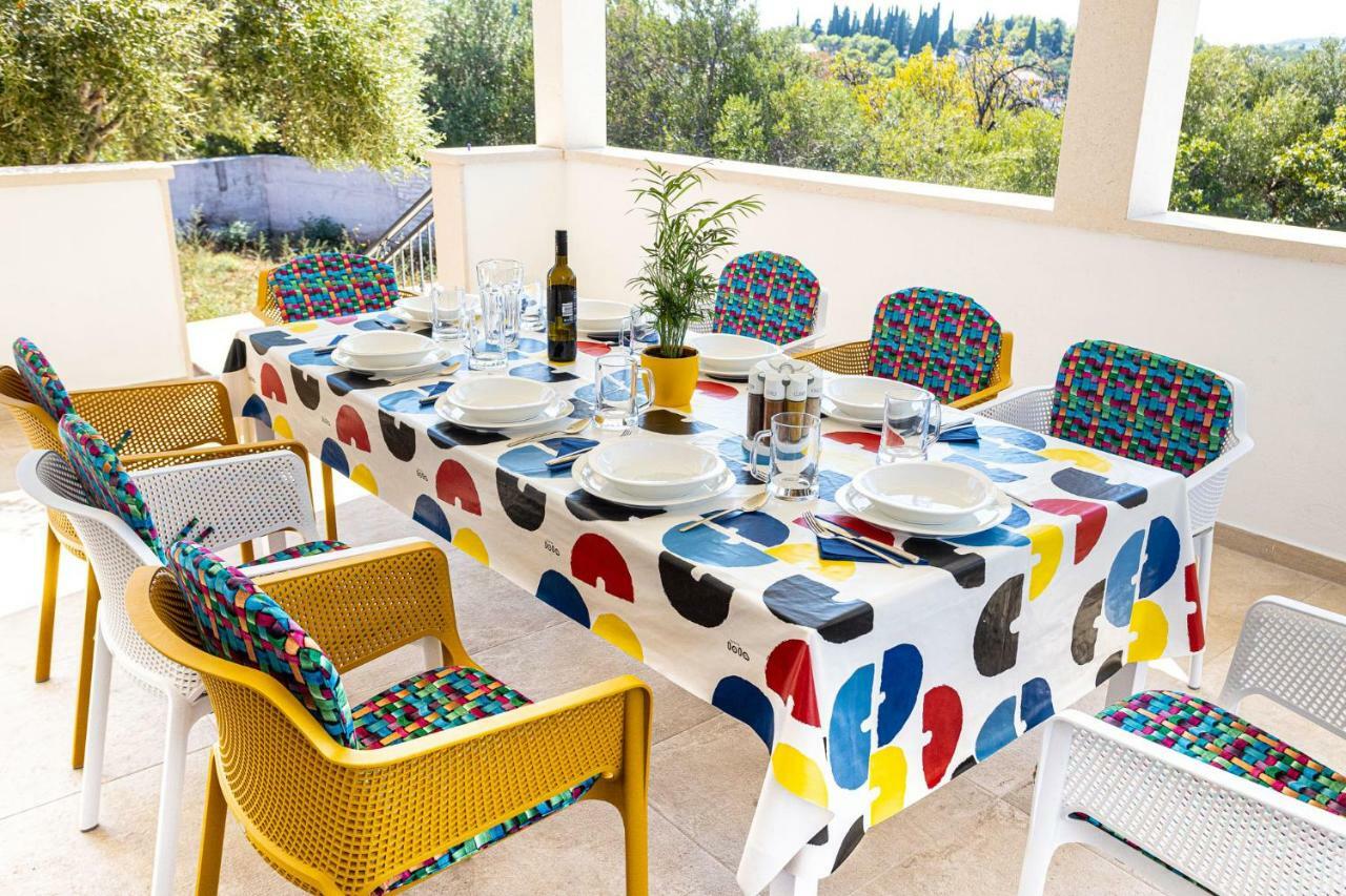 Villa Decima Milna  Exteriör bild