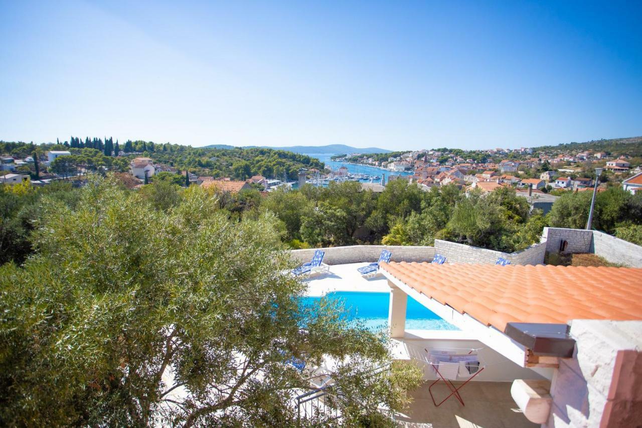Villa Decima Milna  Exteriör bild